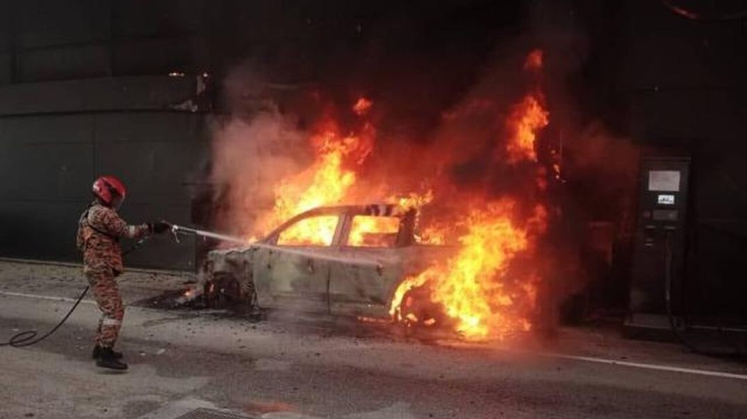 ⁣Electric Vehicle EXPLODES, Injuring 21 People in MAJOR ACCIDENT | Elijah Schaffer