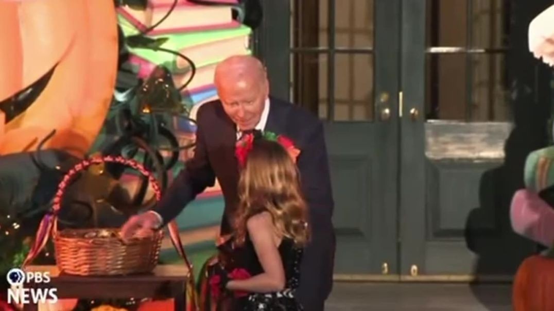 ⁣The One That Got Away: Joe Biden Looks Utterly Dejected after Young Girl Flees His Pawing Hands