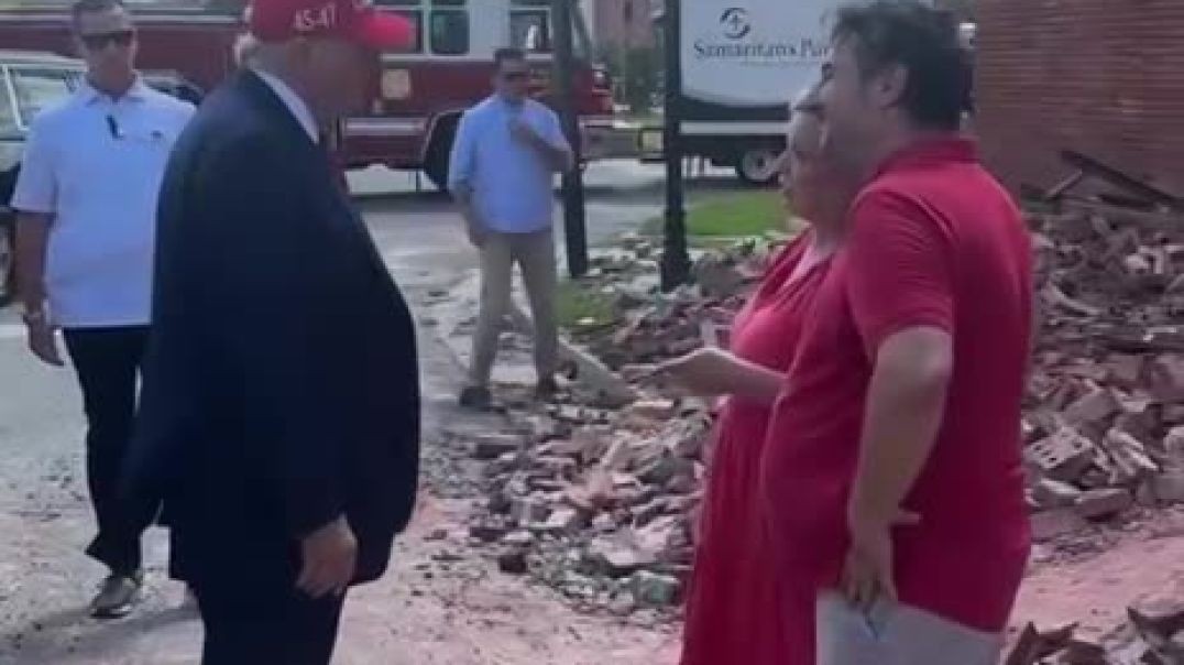 ⁣THOUSANDS OF SUPPORTERS CHEER TRUMP as He Assists with Hurricane Relief Efforts in Georgia