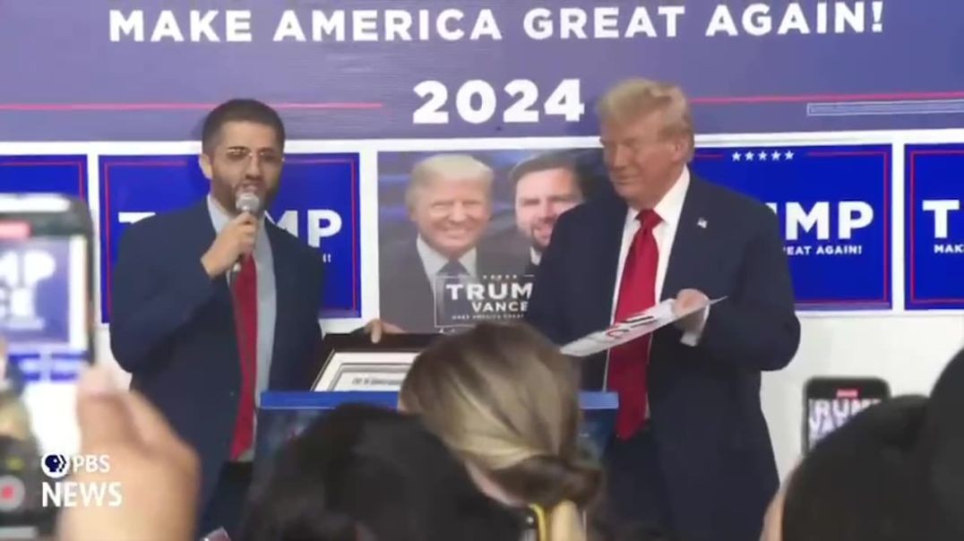 ⁣Hamtramck, Michigan Mayor Amer Ghalib Presents President Trump with a Certificate of Appreciation!