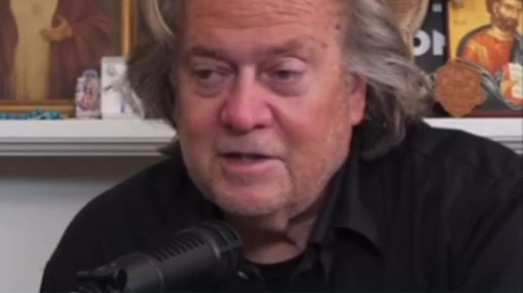 ⁣Steve Bannon Warns Jack Smith to Run to a Country with No Extradition Policies